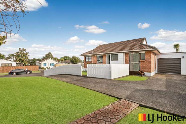 1/3 Seaward Place Wattle Downs_11