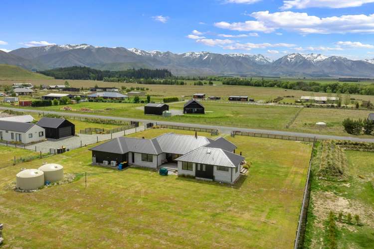 37 Old Glen Lyon Road Twizel_27