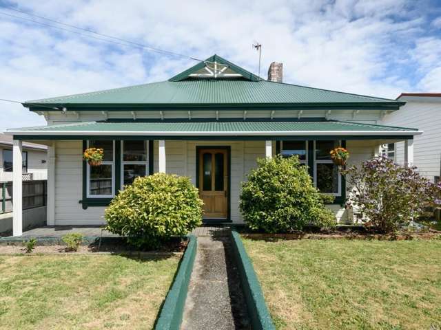 6 Tarawera Road Johnsonville_1