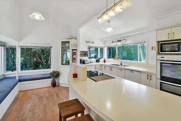 915 Harding Road Camberley_4