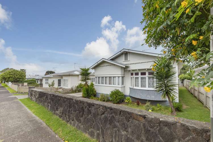 129 Mount Smart Road Onehunga_17