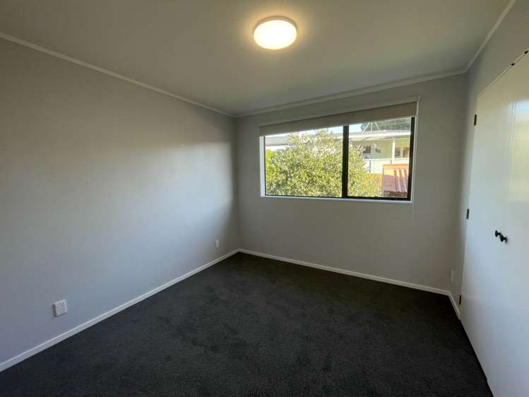 8/2 John Bracken Way Beach Haven_7