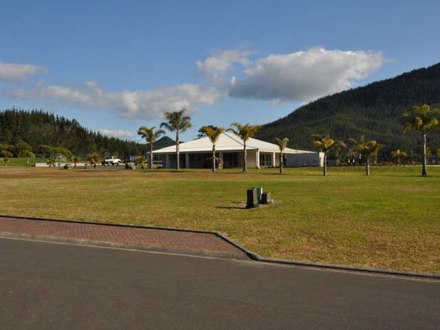 8b Sanctuary Cove Pauanui_4