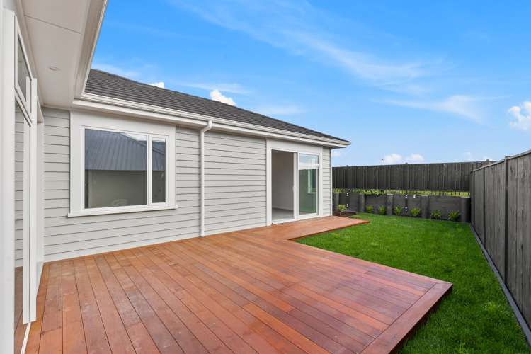 76 Parish Drive Wainui_11