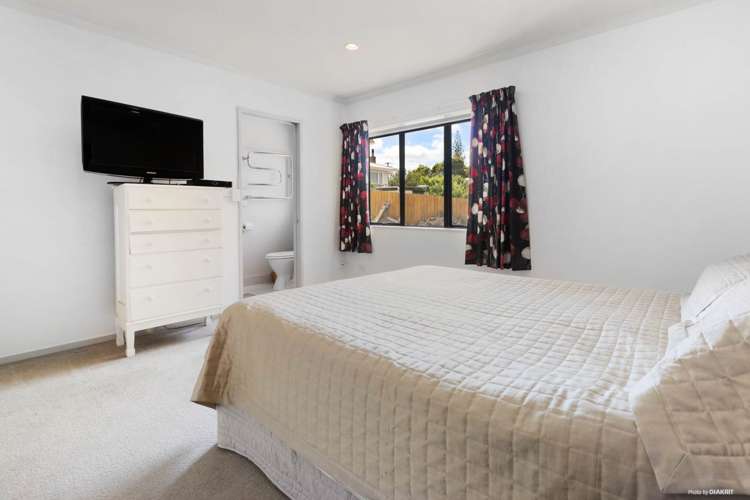 10a Waione Avenue Te Atatu Peninsula_7