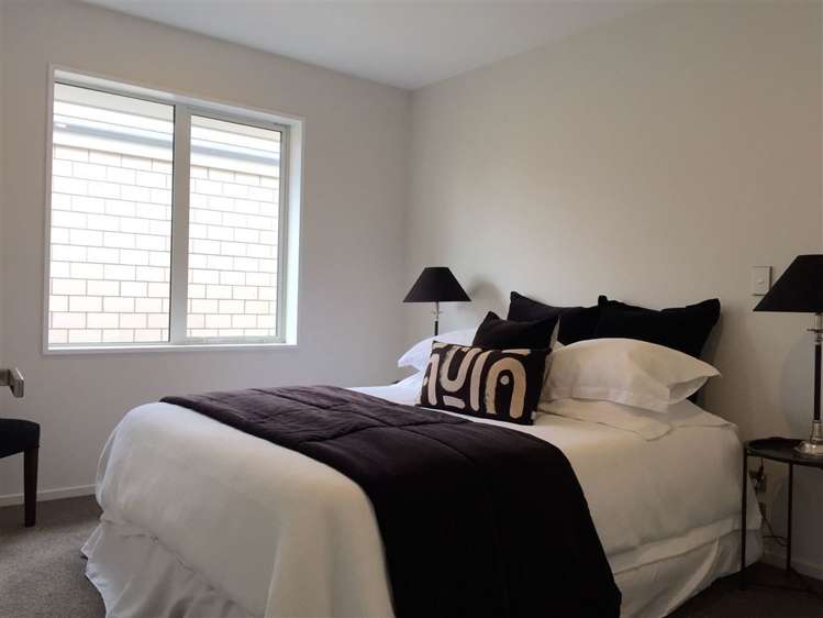 2/61 Lincoln Road Hillmorton_6