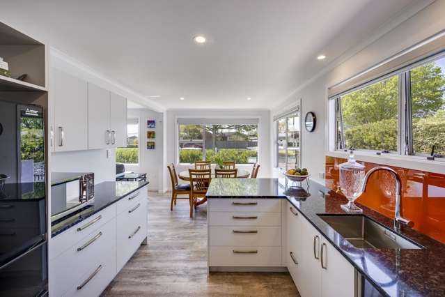 139 Flaxmere Avenue Flaxmere_3