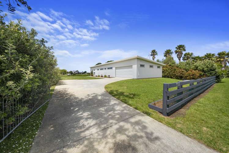 1158 East Coast Road Kaiaua_34