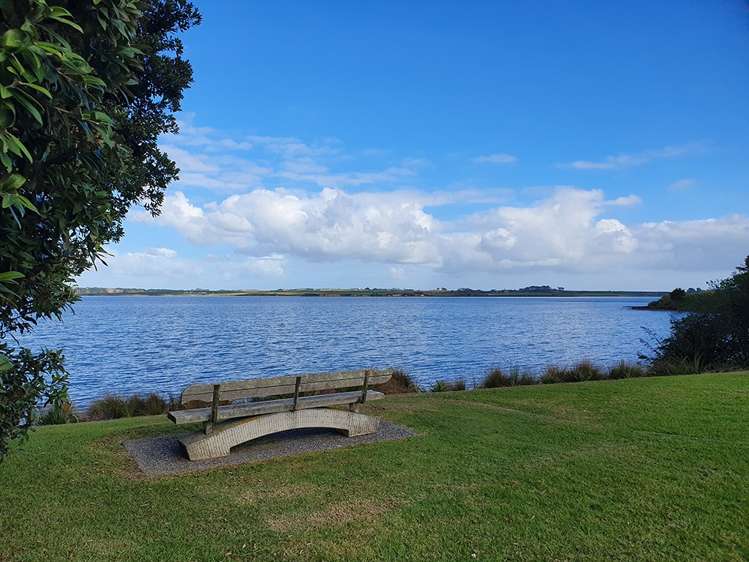 61 Sunningdale Street Wattle Downs_18