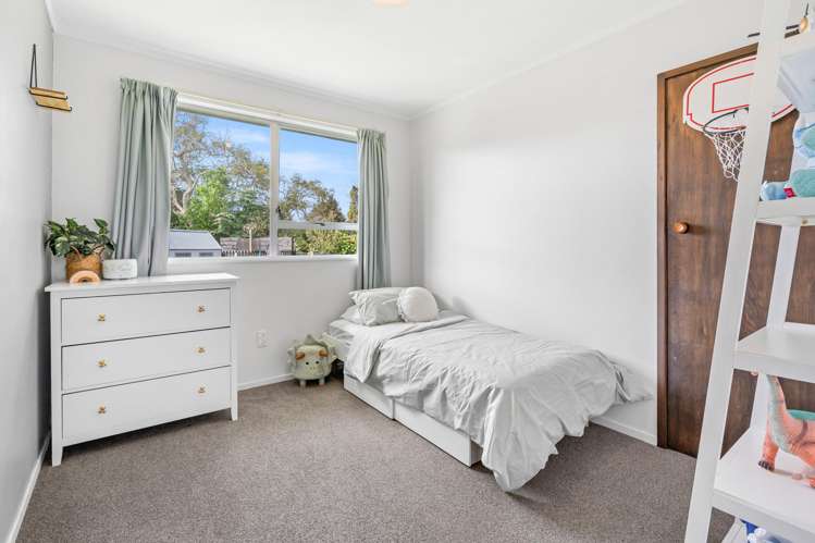 4 Cypress Gardens Place Onerahi_9