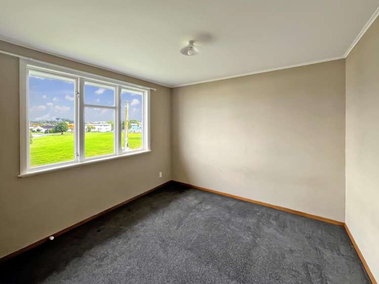 6 Devon Crescent Bulls_5