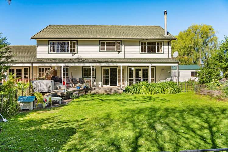215 Riverbend Road Meeanee_30