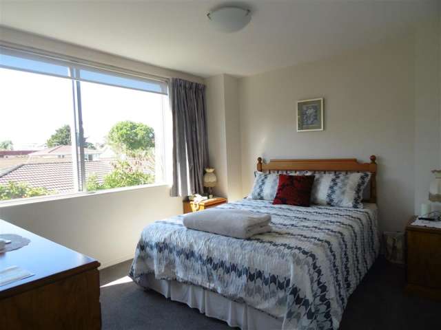 B4/30-36 Bay Palms, Bute Road 1607_4