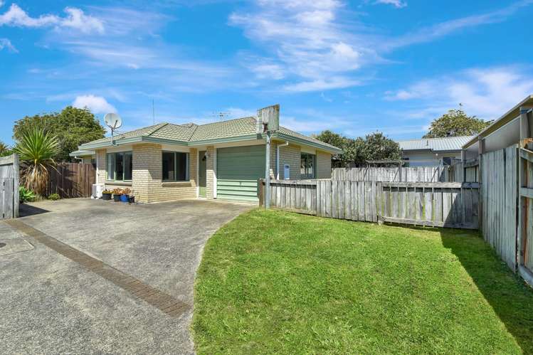 22 Longstead Avenue Papamoa_0