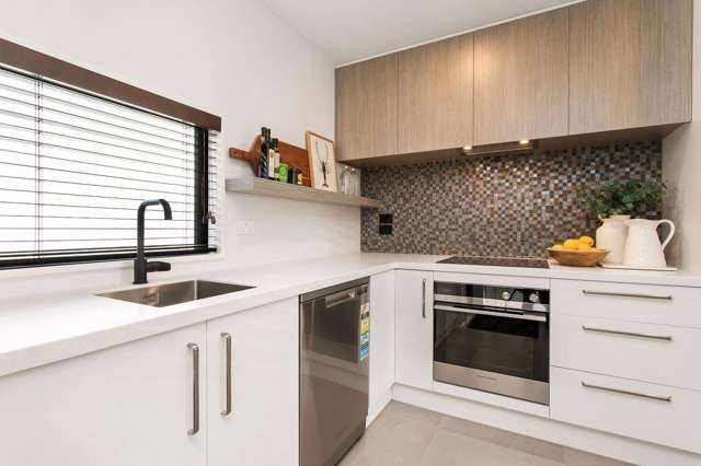 6/557 Manchester Street St. Albans_1