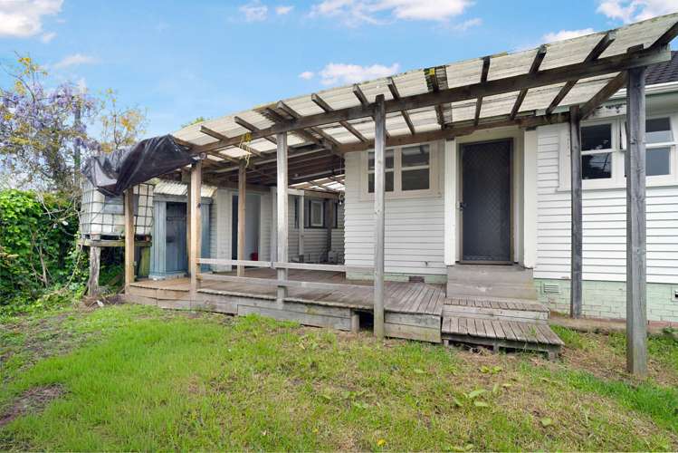 49 Longburn Road Henderson_16