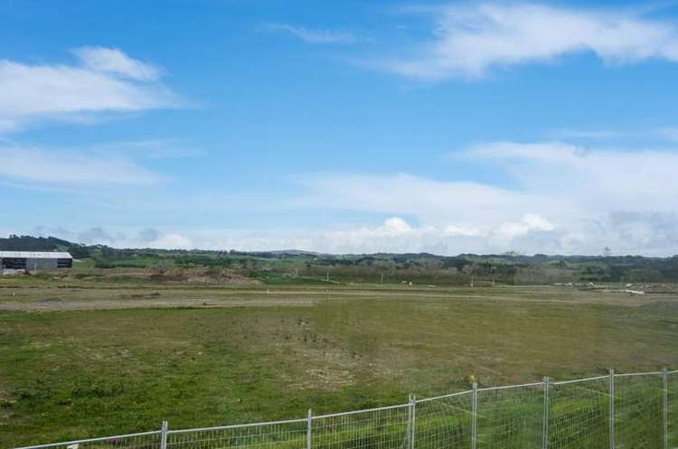 6 Toia Lane Silverdale_10