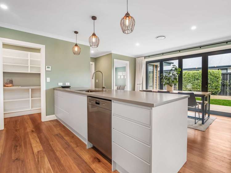 4 Verdeco Boulevard Lincoln_6