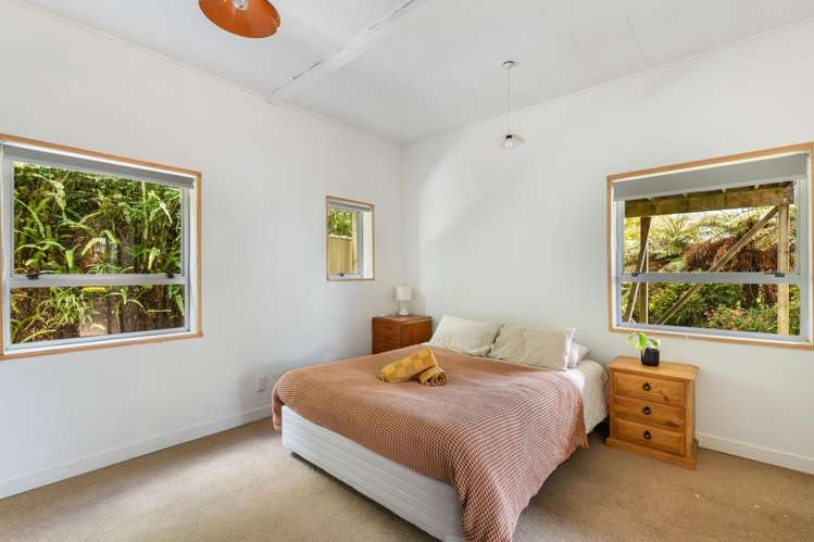 13 Lindaver Grove Merrilands_19