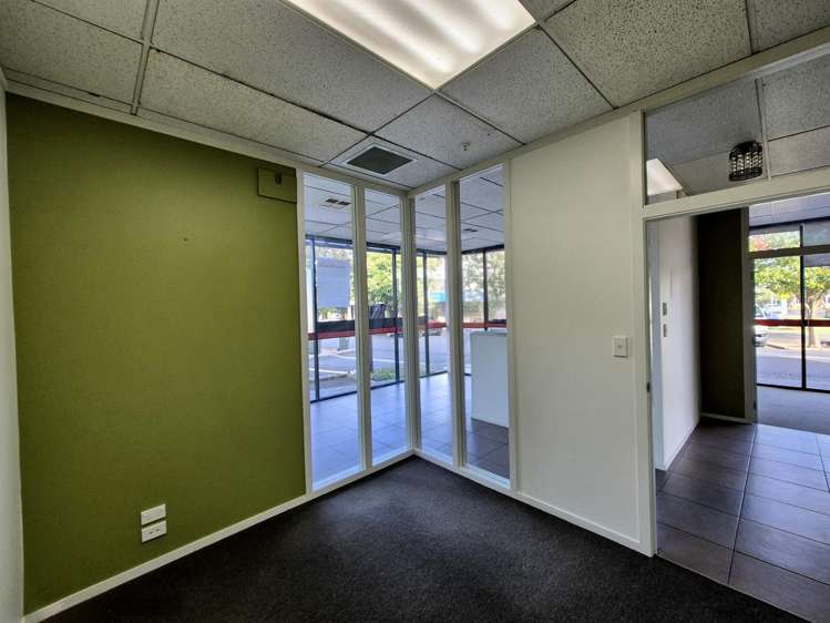 Ground Floor/3053 Great North Road New Lynn_6