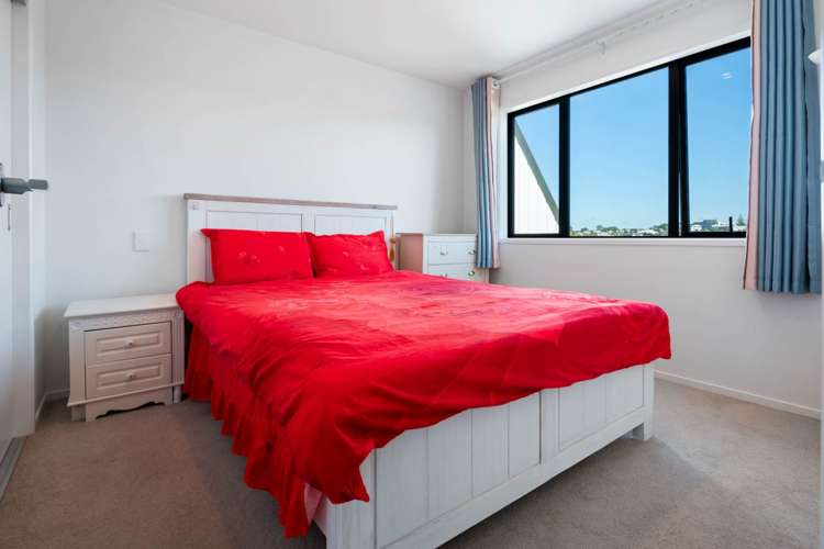 4/128 Onewa Road Northcote_14