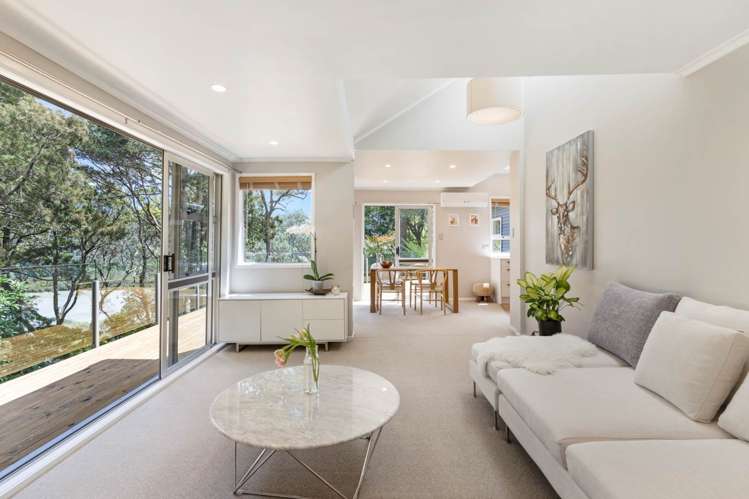 21 Arapito Road Titirangi_1