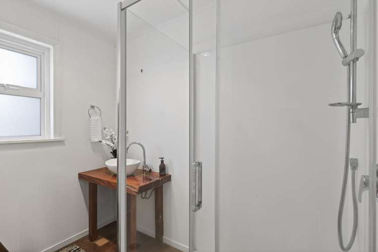 10 Chard Street Westown_15