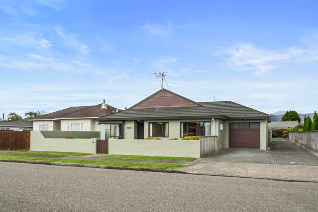 174 Bartholomew Road Levin_1