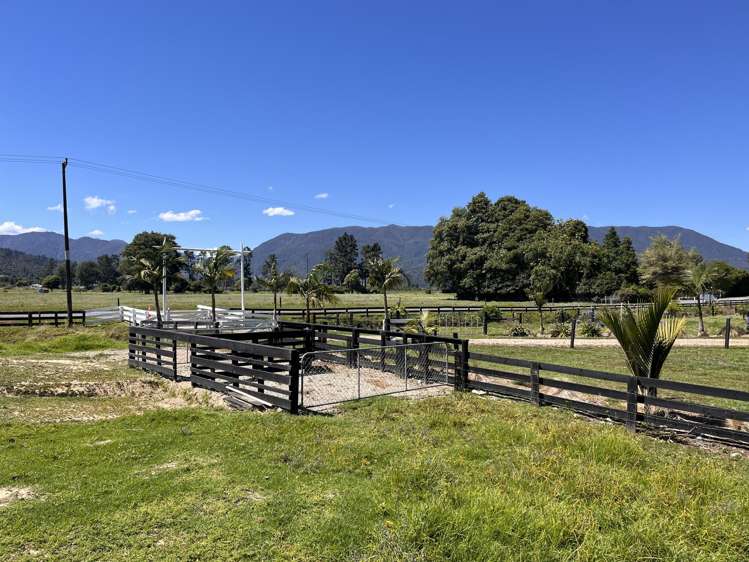 78 Bridge Street Karamea_49