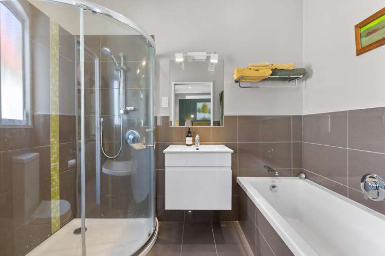 14 Friend Street Karori_21