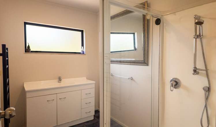 20 Karaka Road Oneroa_13