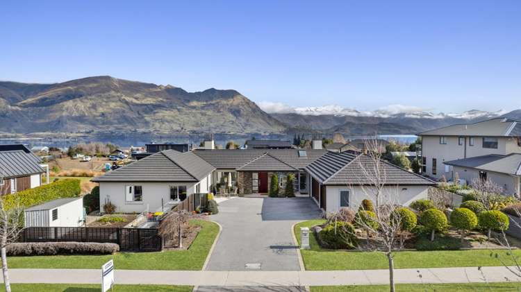 15 Valley Crescent Wanaka_0