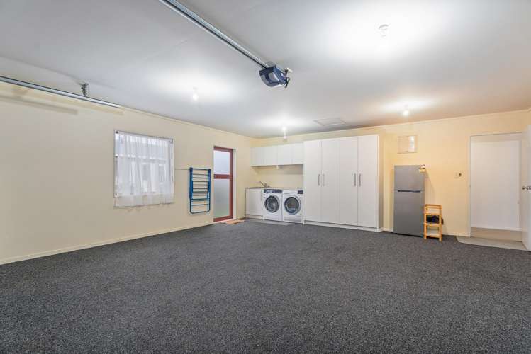 109 The Yardarm Pauanui_20