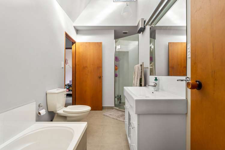 22 Coster Street Enner Glynn_17