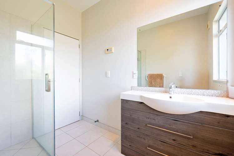 14 Woodford Heights Havelock North_17