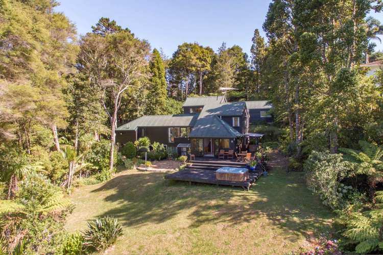 1 Janet Place Laingholm_13