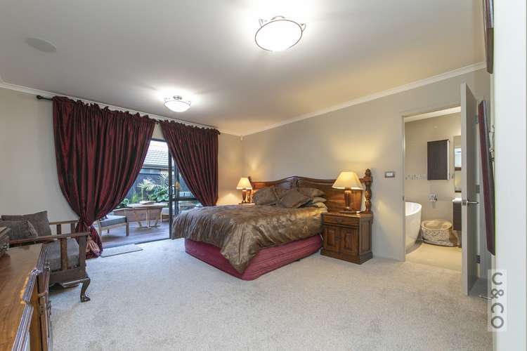 9 Jelas Drive Riverhead_12