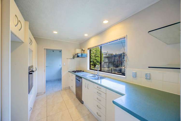 11 Palliser Lane Browns Bay_21