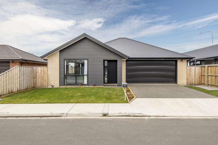 7 Quinn Crescent Woodend_1