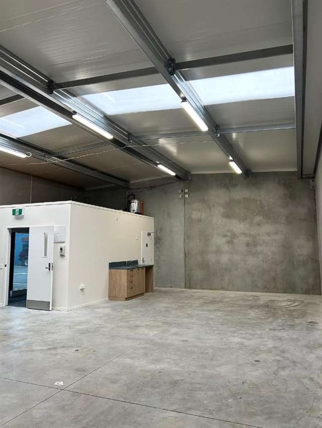Unit 30, 3 Factory Drive Rolleston_2