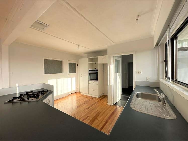 8 Ingestre Street 1235_6