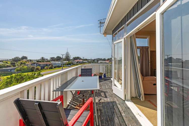 72 Park Avenue Waitarere Beach_16