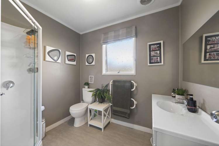 15 Banks Road Kawakawa Bay_8