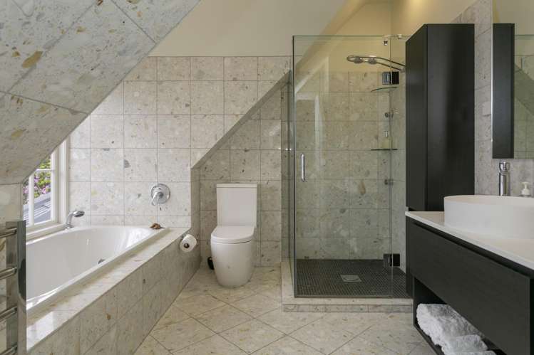 23 Te Kopua Street Acacia Bay_32