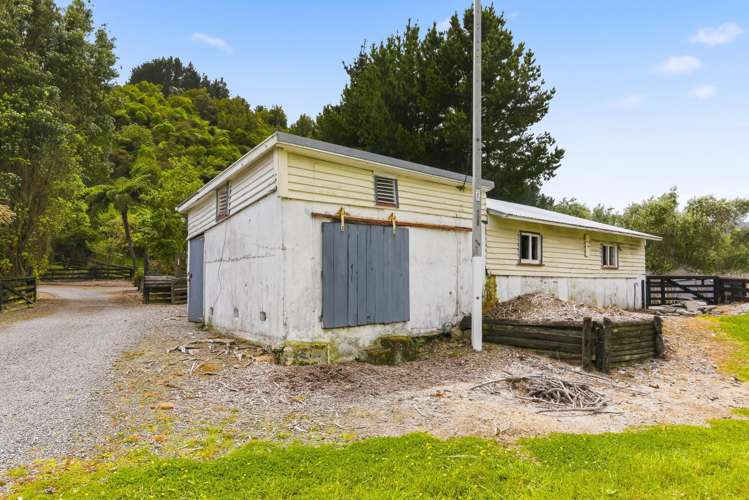 258 Waitohu Valley Road Otaki_30