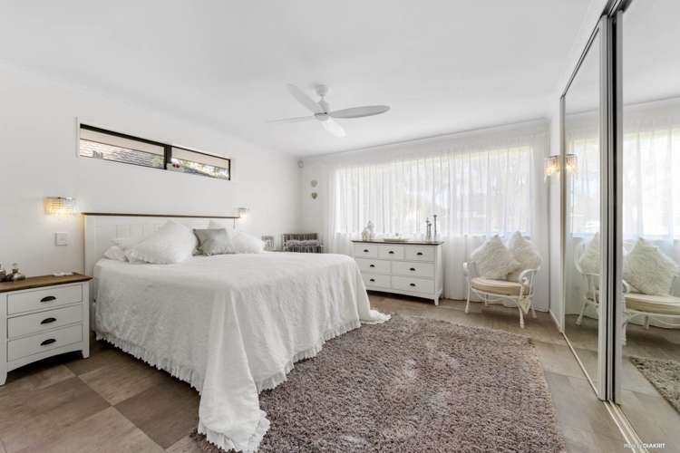 12 Piriti Drive Te Atatu Peninsula_10