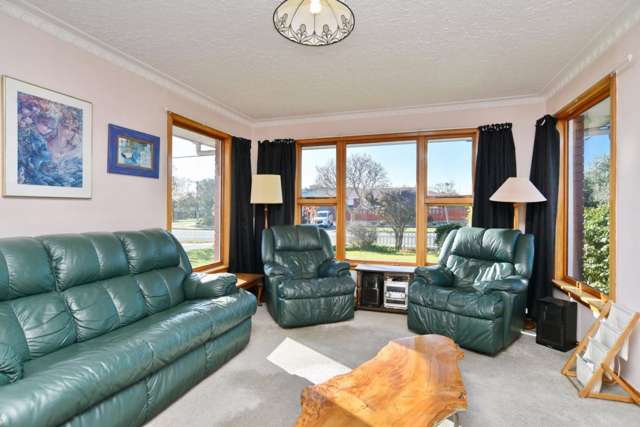 372 Breezes Road Aranui_4