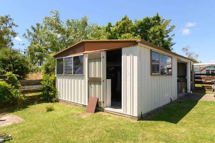 9 Luke Place Fairy Springs_12