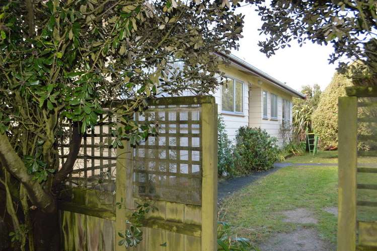 2 Moki Street Titahi Bay_22