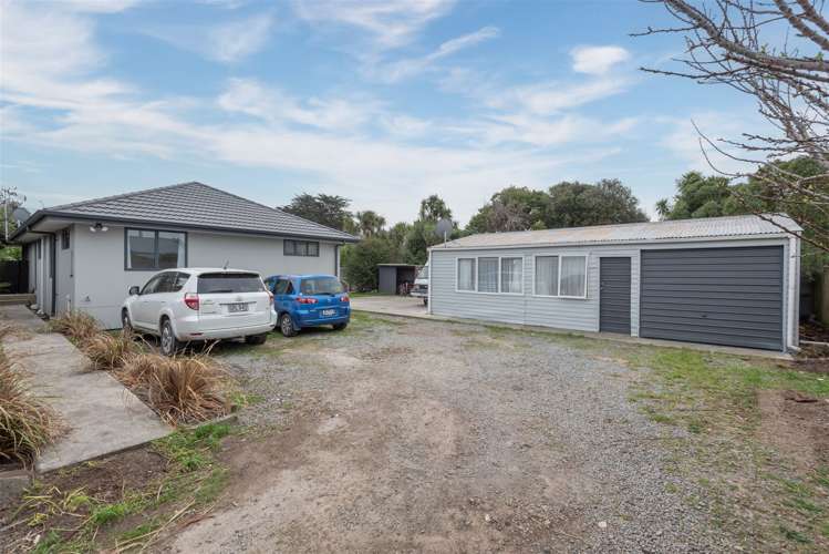 857 Ferry Road Woolston_22